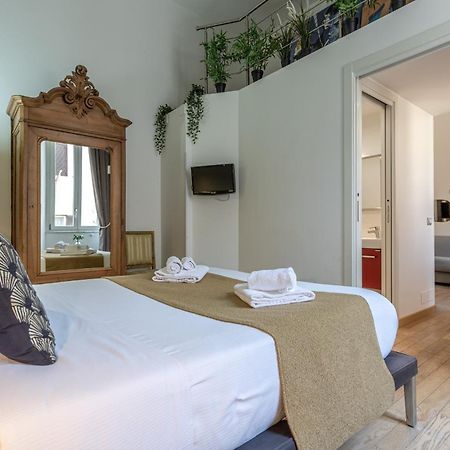 Private Apartment Colosseum Rome Bagian luar foto