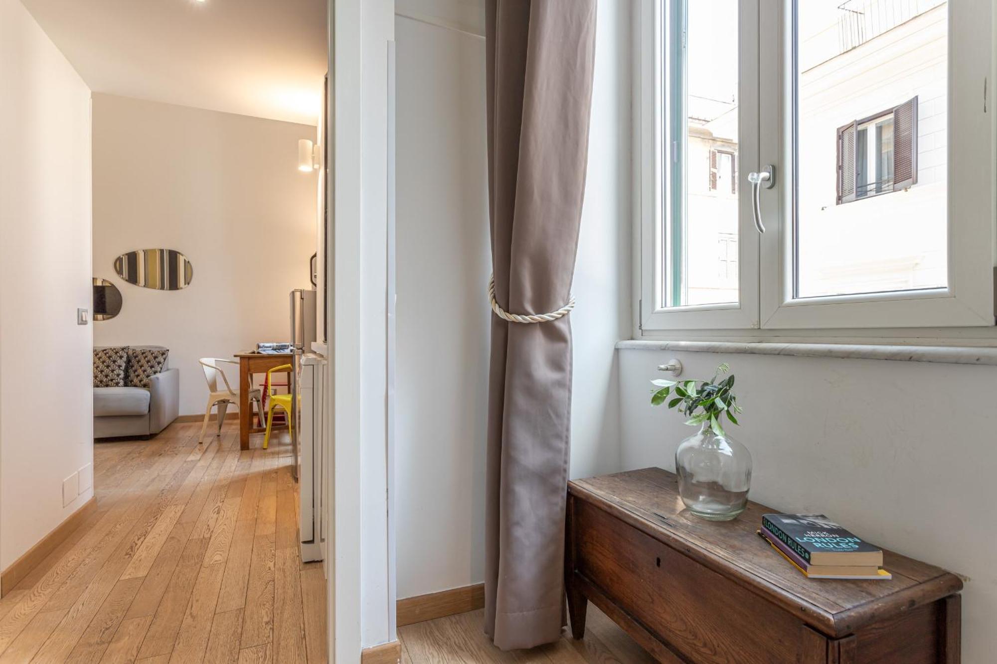 Private Apartment Colosseum Rome Bagian luar foto