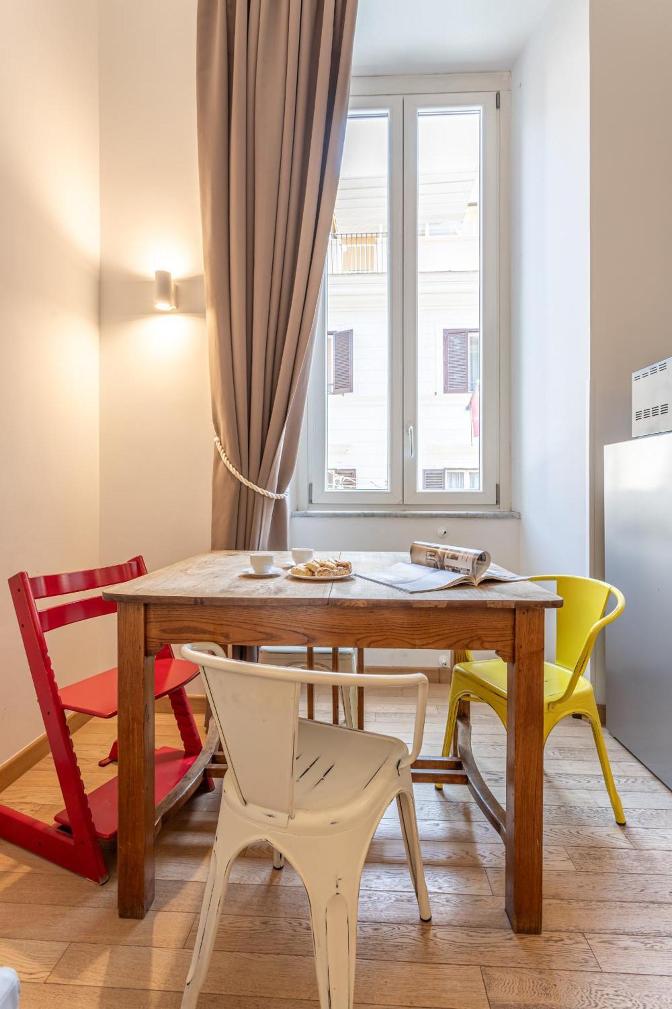 Private Apartment Colosseum Rome Bagian luar foto